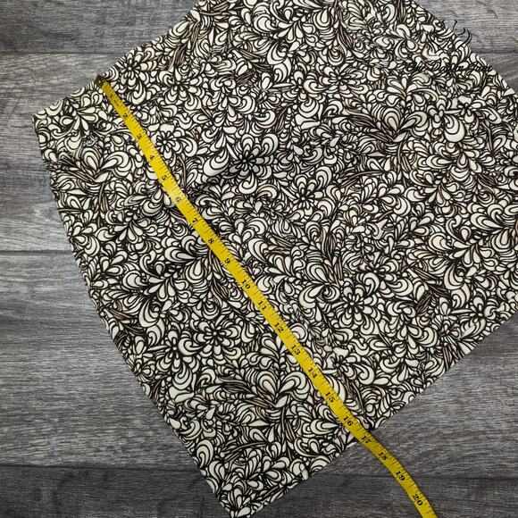 Geoffrey Beene Sport Stretch Mini Skirt Size 2 - Picture 4 of 5